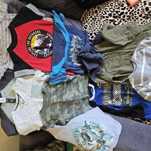 Gray and Green Short Sleeve Tees Collection